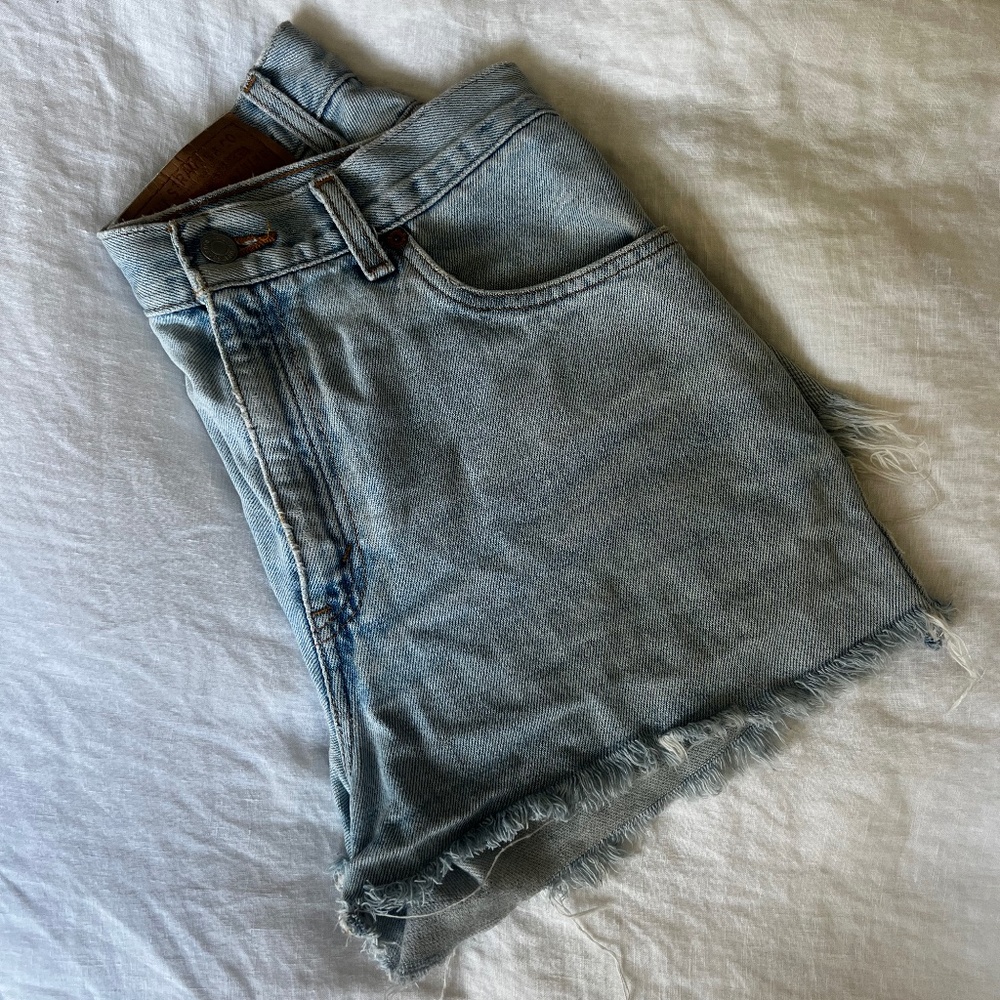 Vintage Levi Cut Off Denim Shorts